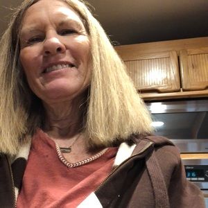 Meet your Posher, Connie